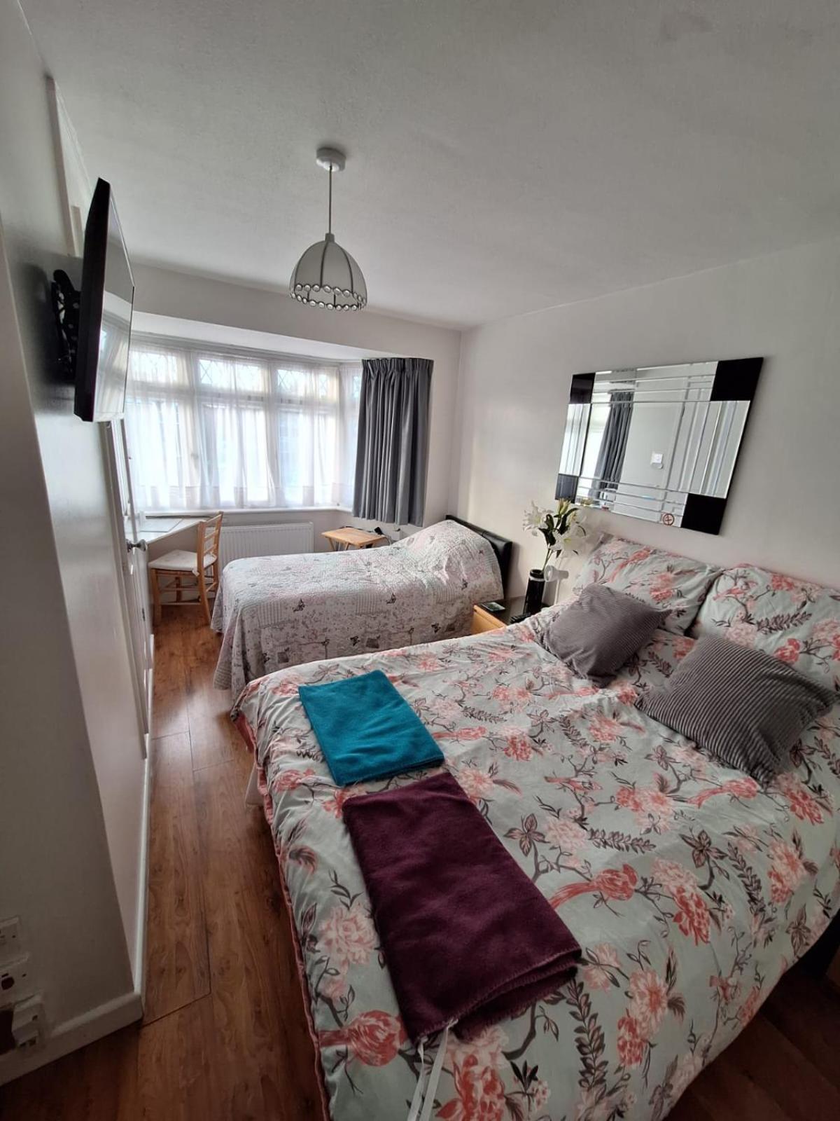 Harrow B & B Ngoại thất bức ảnh