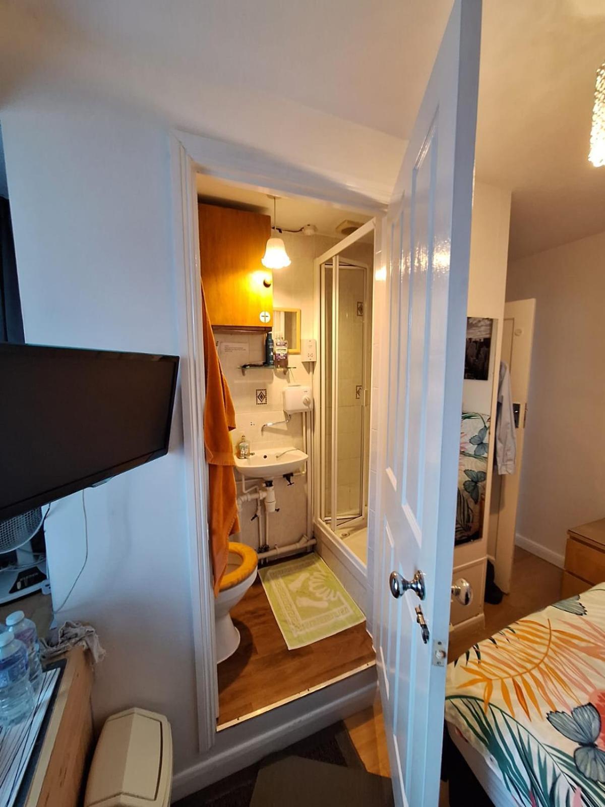 Harrow B & B Ngoại thất bức ảnh