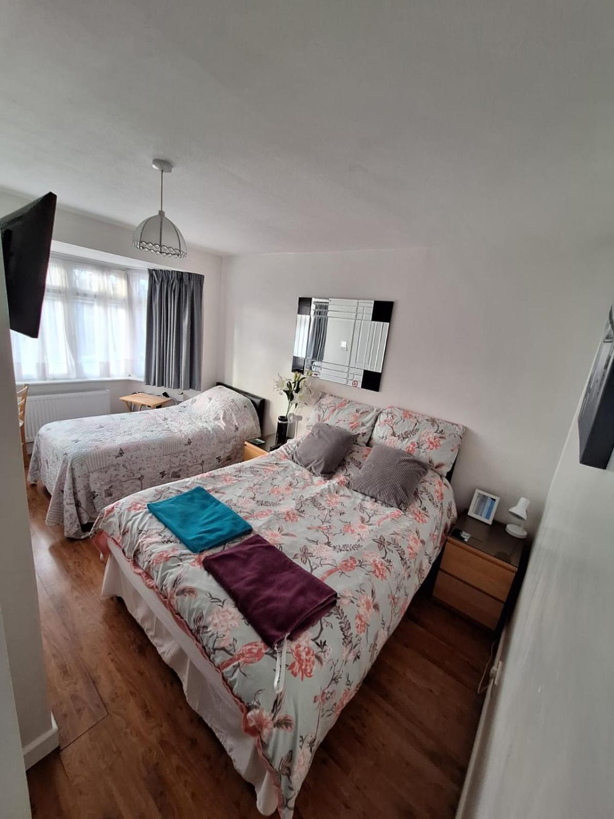 Harrow B & B Ngoại thất bức ảnh