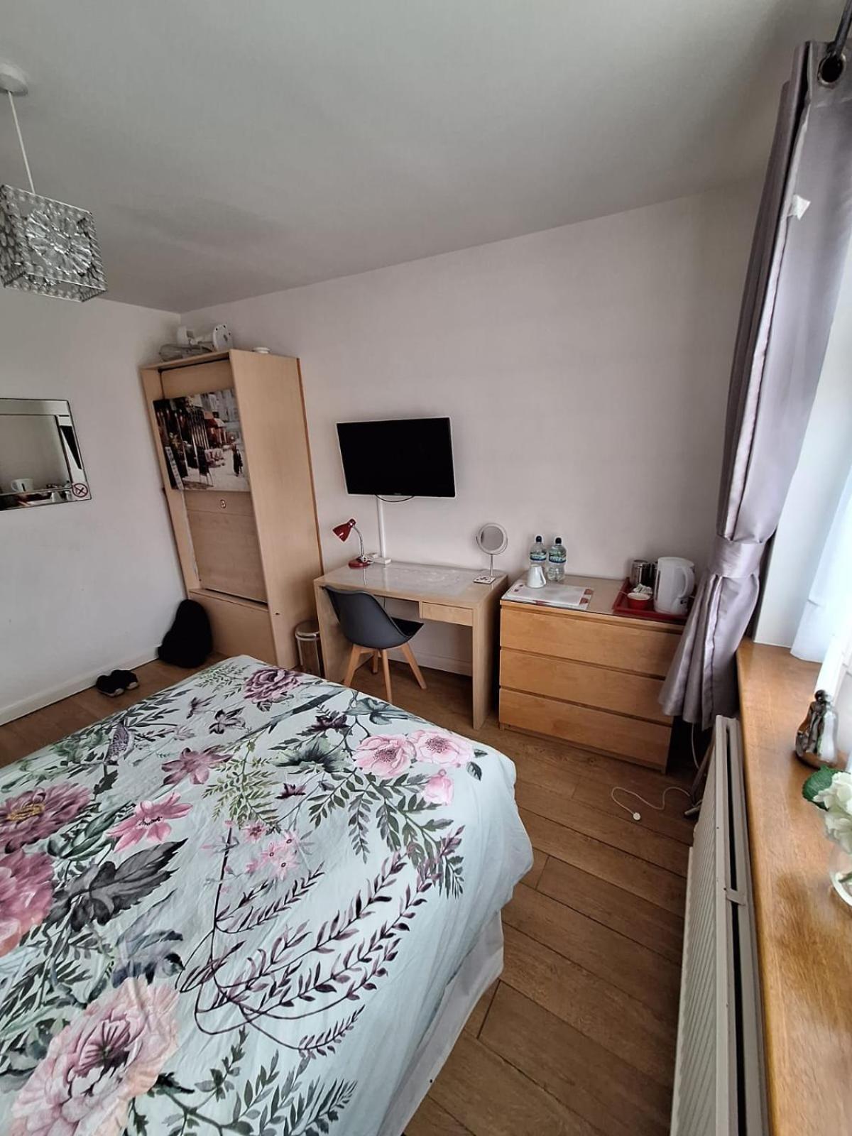 Harrow B & B Ngoại thất bức ảnh